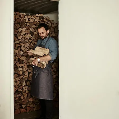 Tisvildeleje Strandhotel Hotell 3*